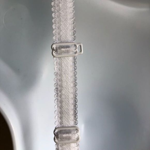 Wacoal NWT bra the embrace lace soft cup wireless style 852191 30 A B XS - Picture 8 of 16